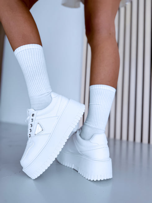 Ādas imitācijas botas "COLLABORATION" - baltas